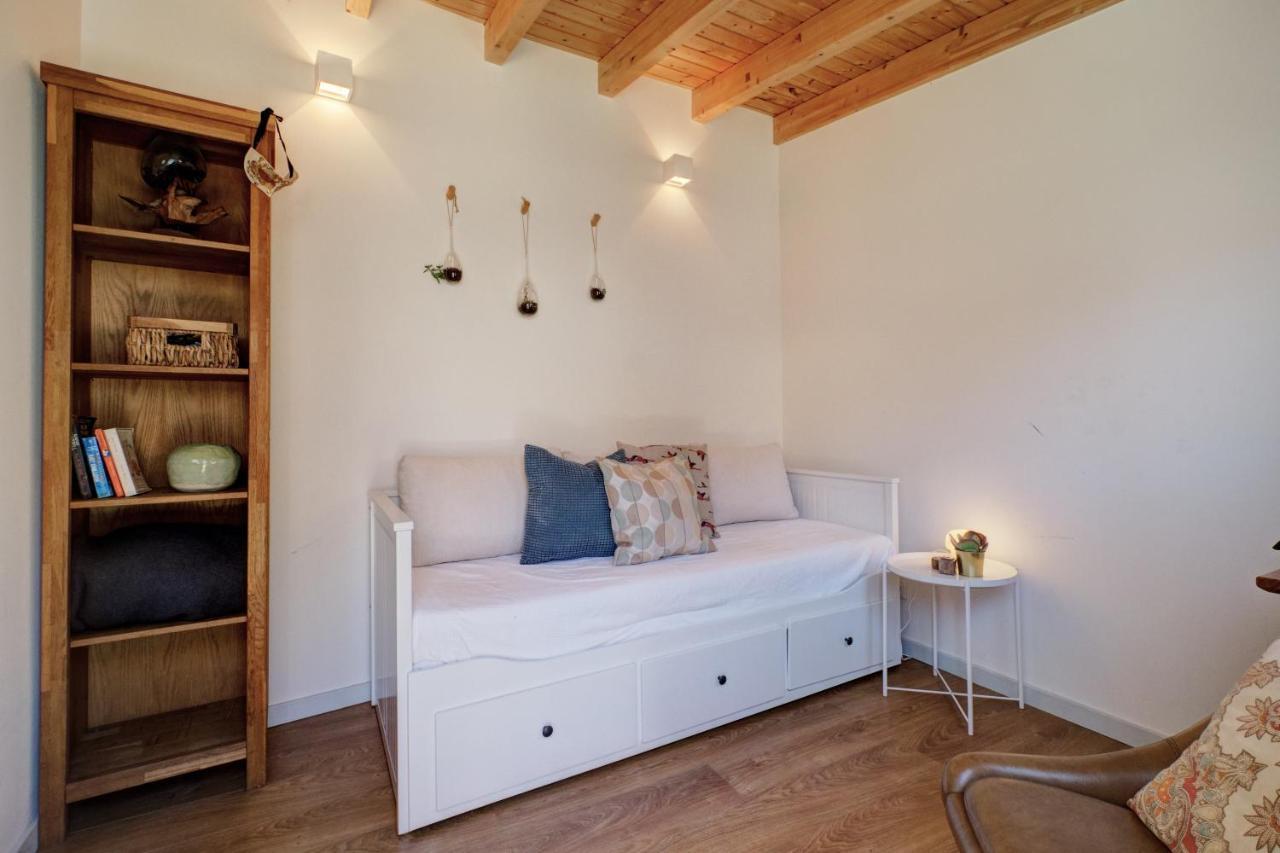 Comfortable Town House In Quiet Area By Lovelystay ลิสบอน ภายนอก รูปภาพ