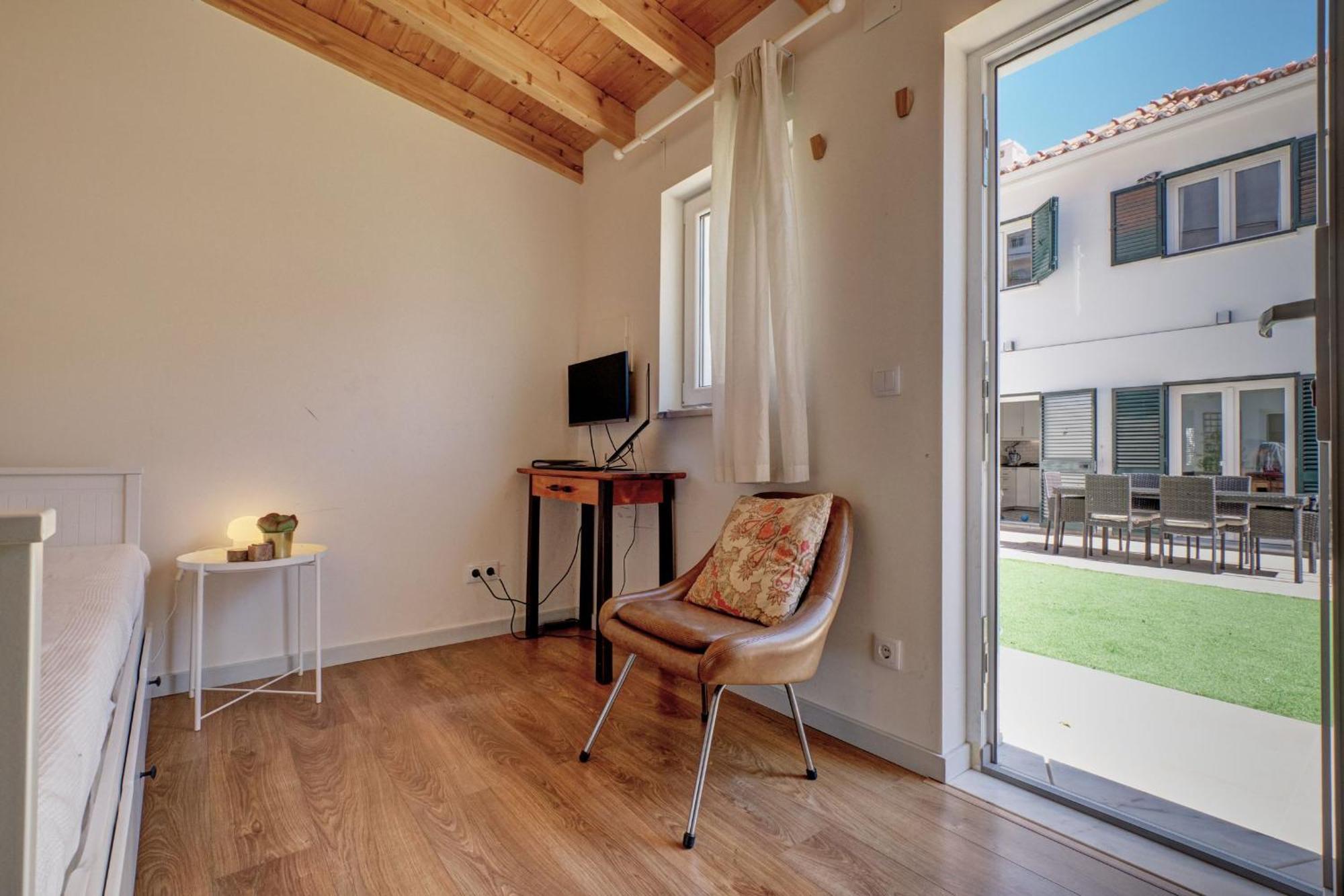 Comfortable Town House In Quiet Area By Lovelystay ลิสบอน ภายนอก รูปภาพ