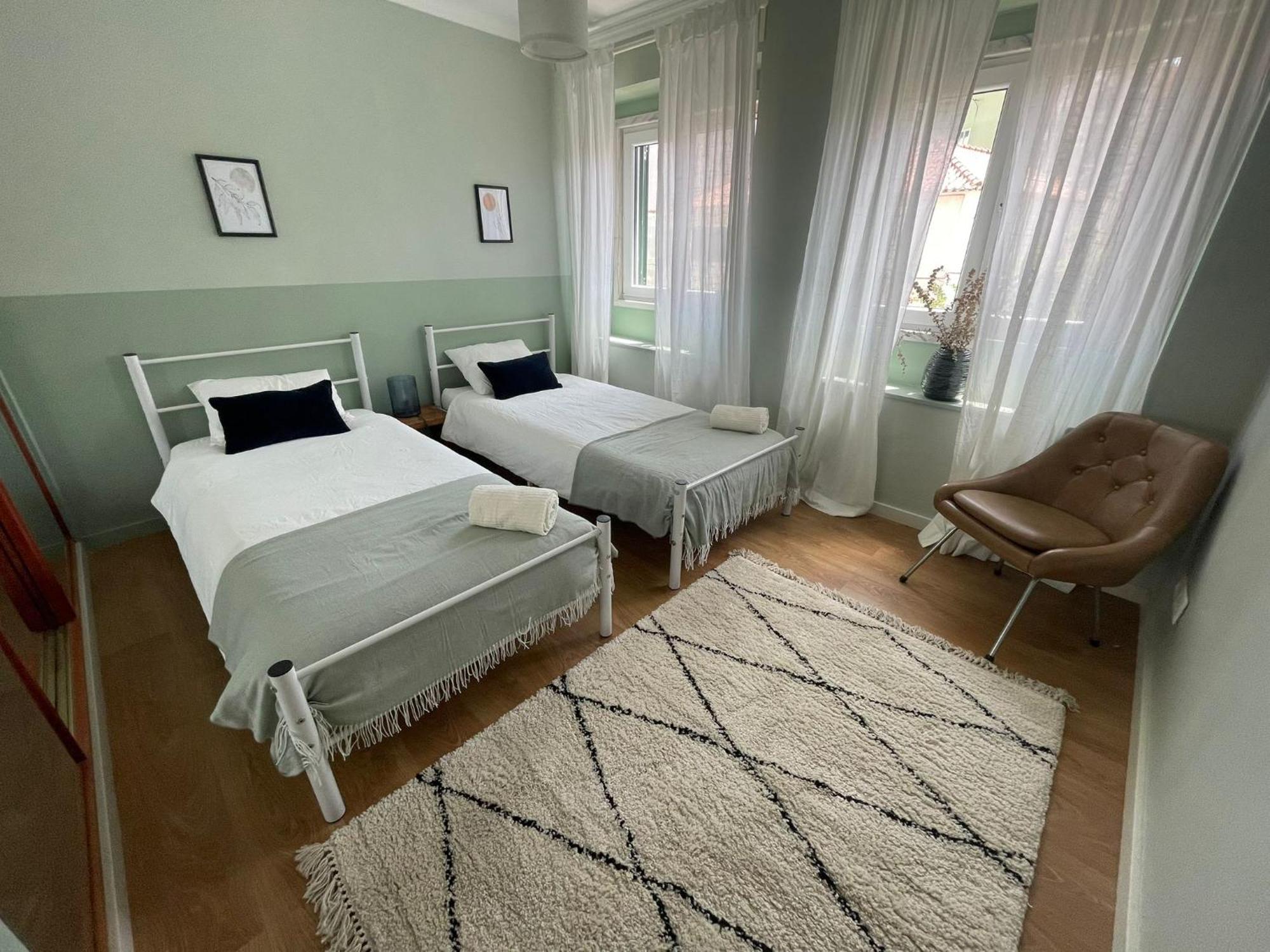 Comfortable Town House In Quiet Area By Lovelystay ลิสบอน ภายนอก รูปภาพ